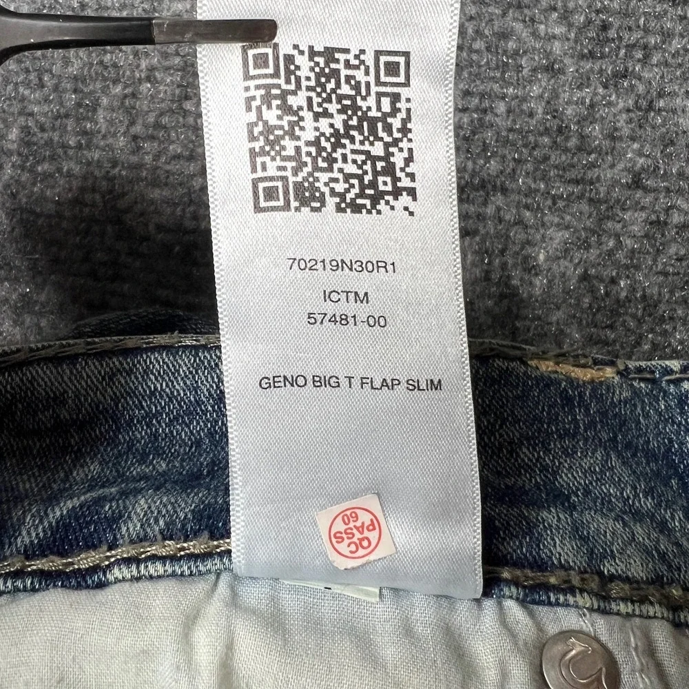 True Religion Mens 36 Geno Big T Flap Slim Jeans Light Wash Blue‎ 70219N30R1